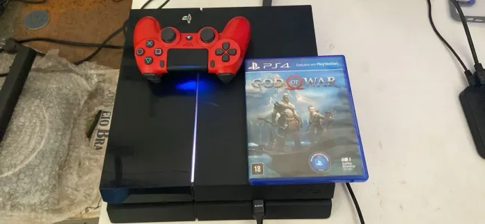 PlayStation 4 (PS4/1controle) alguns jogos
