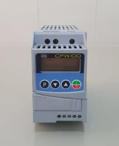 Inversor CFW100A01P6S220<br>Monofásico <br>Saída Trifásico 1,6 A<br>0,25 cv