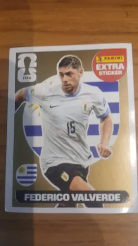 Figurinha Legend Ouro Frederico Valverde. Extra! Em perfeito estado, nos e em amassados.