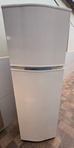Geladeira frost free entrego