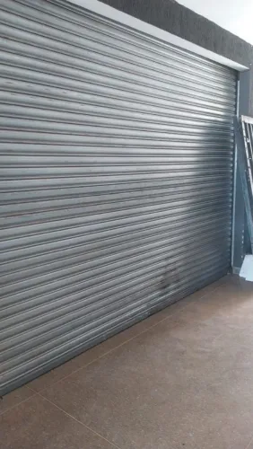 Aluga se loja comercial