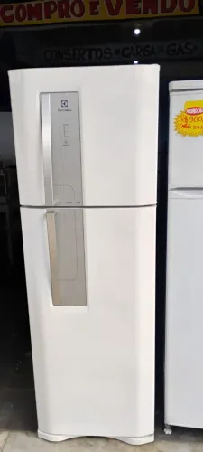 Geladeira eletrolux