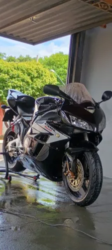 CBR 1000 rr Fireblade- Racing 