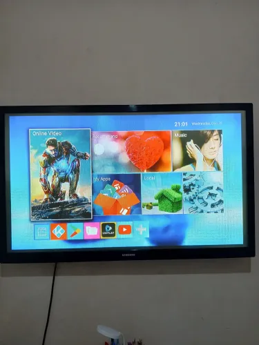 ? VENDO TV SAMSUNG DE TELA PLANA ? R$ 400,00