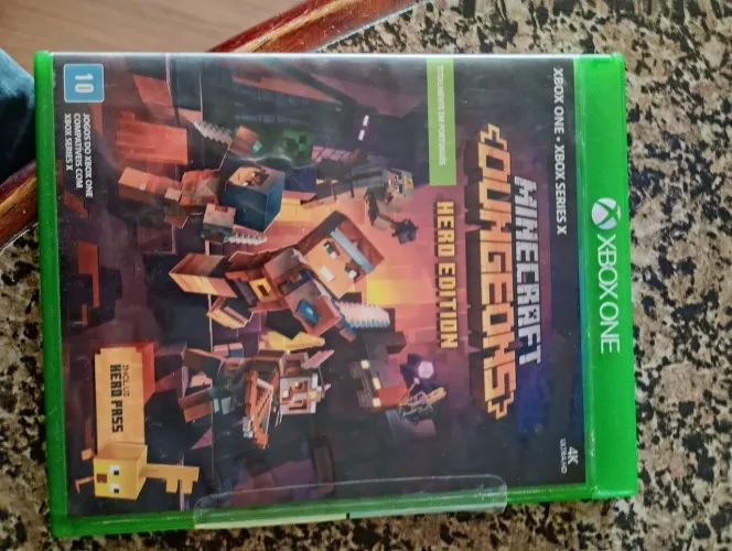 MINECRAFT DUNGEONS HERO EDITION USADO PARA XBOX ONE/X
