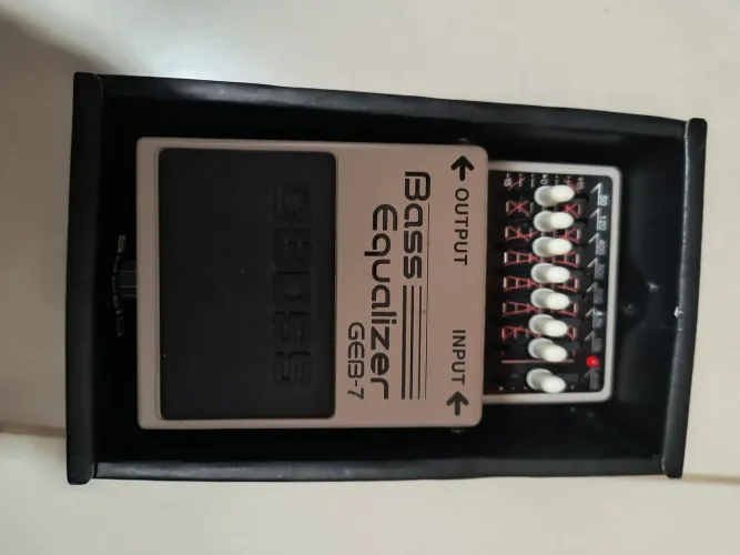 Boss Bass Equalizer GEB7 (novo)