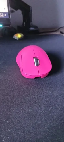 Mouse Gamer ATK Y9 Ultimate ergonômico 55g Wireless
