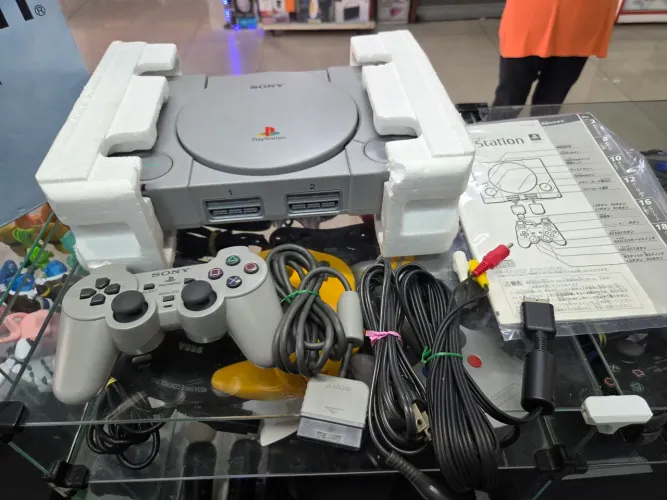 PlayStation 1 fat. Top. Mod 7000