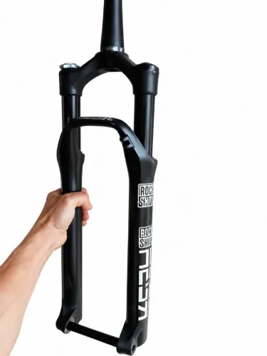 Suspensão rockshok Reba