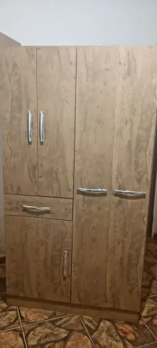 Guarda roupa solteiro seminovo - entrego e parcelo no cartão