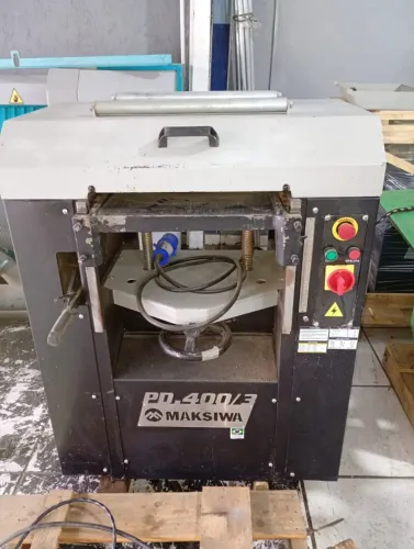 Desengrossadeira industrial Maksiwa modelo PD.400/3