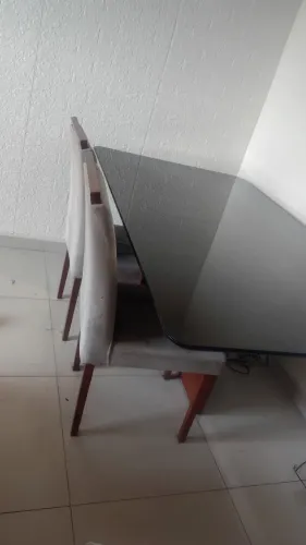 Mesa com cadeiras 