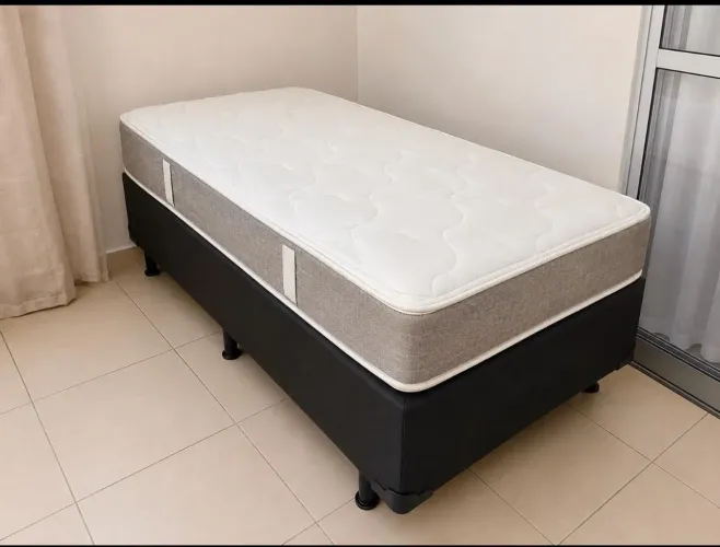 Cama Solteiro + Box (pouco usado)