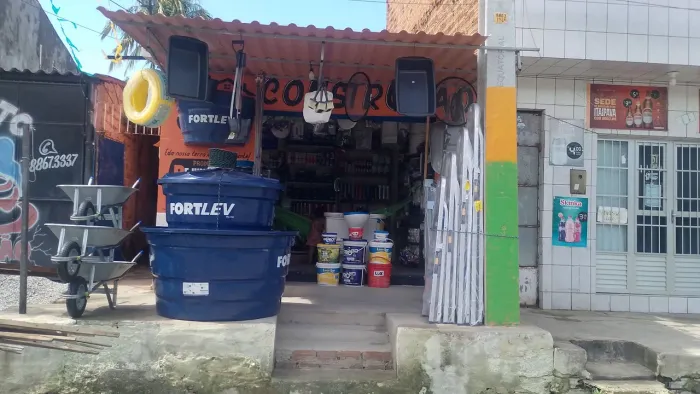 Loja de material de construção com tudo dentro 