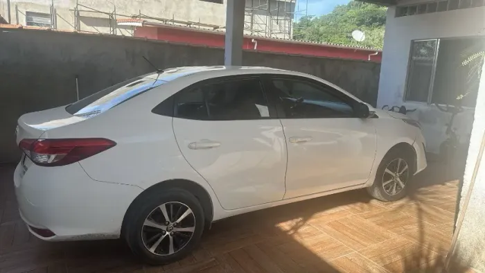 Toyota Yaris XS Connect Sedan 1.5 Flex 16V AUT 2021