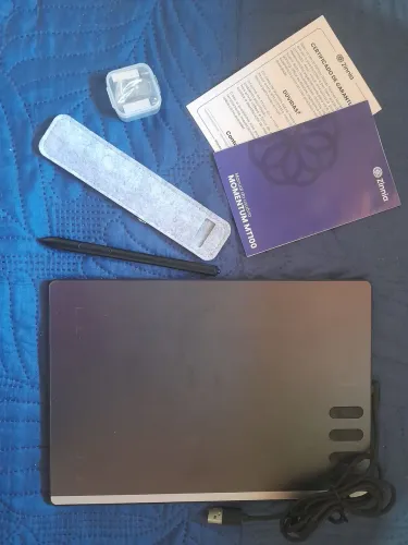 Mesa Digitalizadora Zinnia Momentum MT100 - Excelente Estado | Pouquíssimo Uso