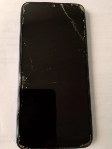 Celular Redimi 8 64Gb com defeito
