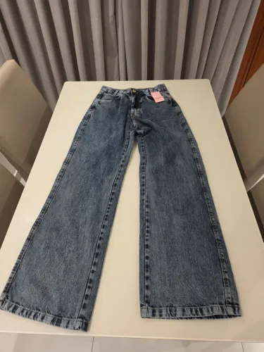 Calça jeans nova reta feminina número 38