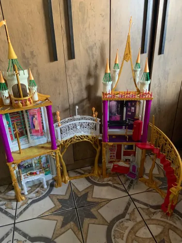 Escola ever after high castelo