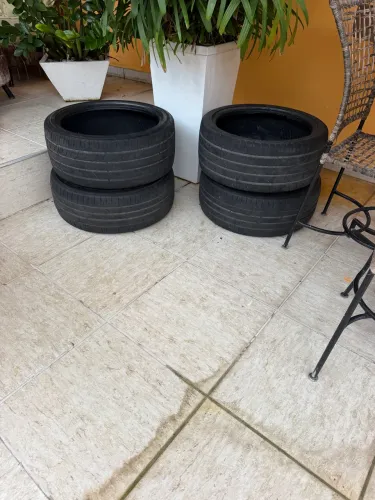 VENDO 04 PNEUS 205/40 17