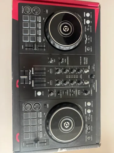 Ddj 400