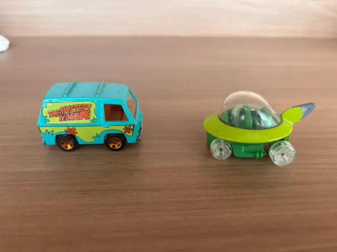 VENDE-SE HOT WHEELS ? COLECIONADOR ? SCOOBY DOO E JETSONS