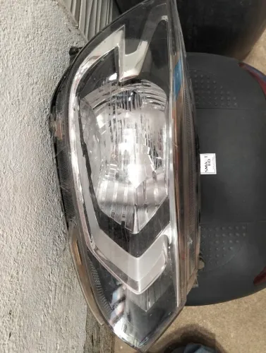 Farol do Onix turbo 