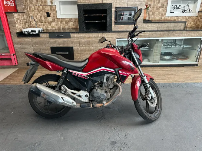 Titan 160