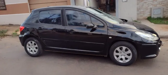 Peugeot 307 Sed. Presence 1.6 Flex 16V 4P 2008