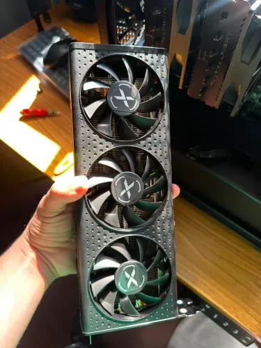 Placa de vídeo xfx rx7600xt