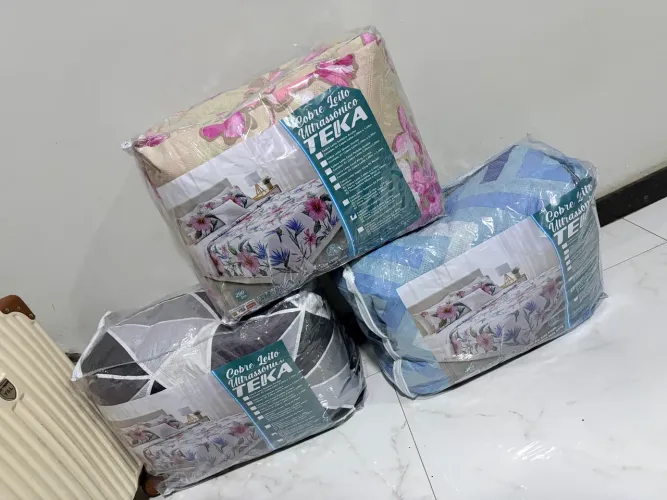 3 cobre leito c/ fronha NOVO 150,00 