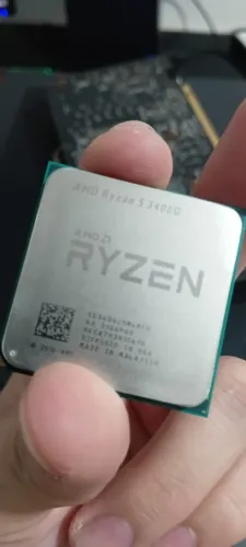 Processador AMD Ryzen 5 3400G Equivalente a i5 9400F e i5 8400