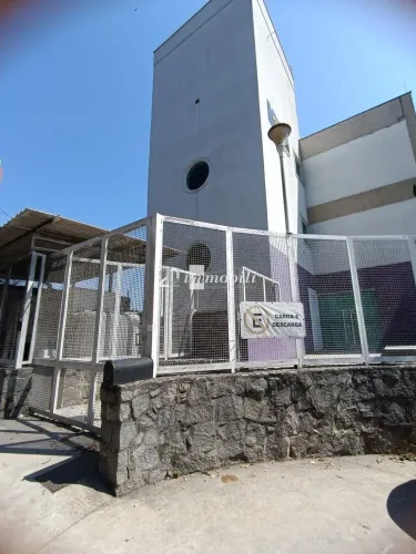 Sala Comercial Gigante na Granja Viana 300m² por R$ 15.000,00
