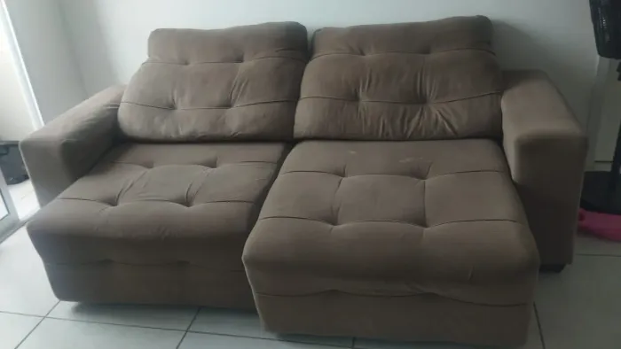 Sofa retrato semi confortável 