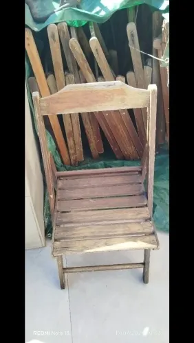 Vendo cadeiras de madeira
