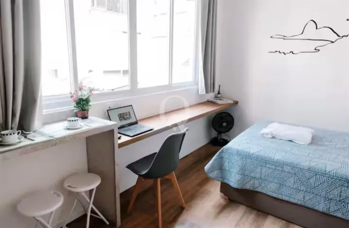 Apartamento Confortável em Leblon: 1 Quarto, 1 Banheiro, 25m²!