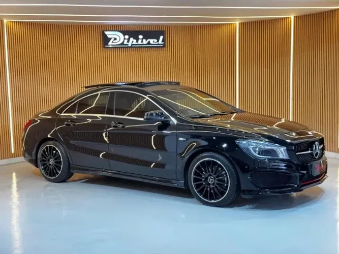 Mercedes-Benz CLA-250 Sport 4matic 2.0 16V 211cv Aut. 2015