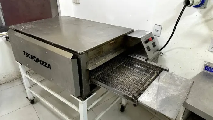 forno esteira