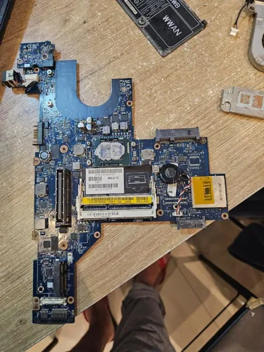 Placa Mãe Notebook Dell Latitude E4310.- Funcionando