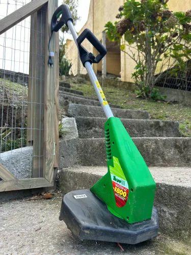 Aparador de grama Trap 1800 w