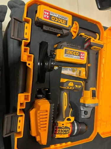 Kit parafusadeira e esmerilhadeira 20v