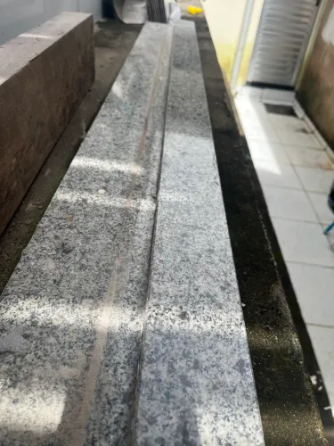Pedra para janela com batedor 1,56x 0,18