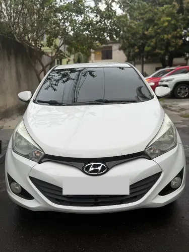Hyundai HB20S Premium 1.6 Flex 16V Aut. 4P 2015