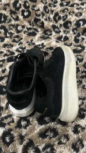 Vendo tênis Alexander McQueen