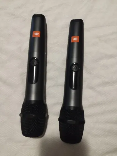 Dois Microfones sem fio JBL