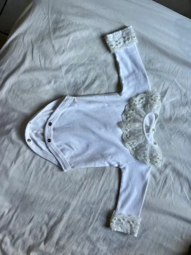 Roupinhas de bebê menina