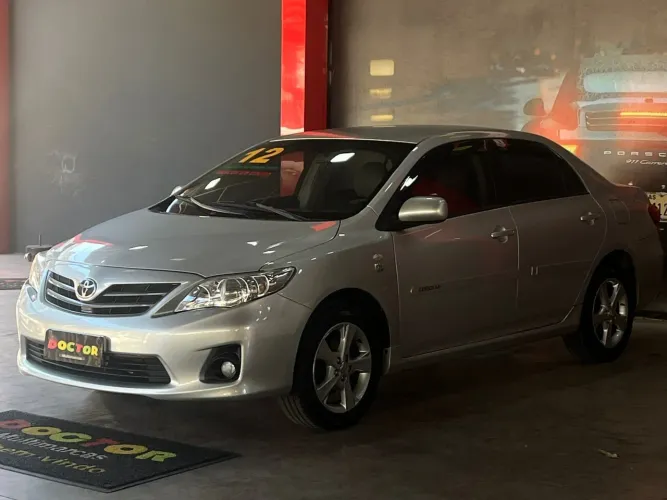 Toyota Corolla 1.8 GLI Upper 16V Flex 4P Automatico 2012