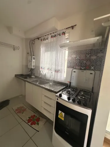 Alugo excelente apartamento semi mobiliado