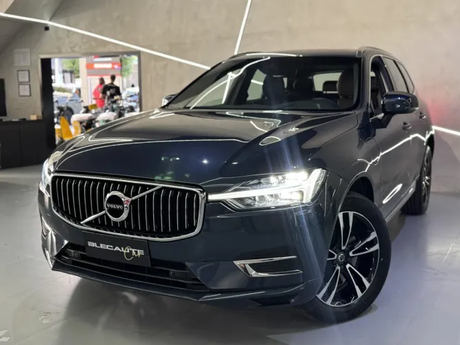 Volvo XC-60 XC 60 T-8 Híbrido Momentum 2.0 5P 2021