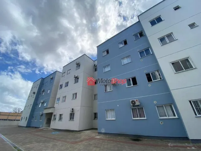 Apartamento com 2 dormitórios para alugar, 50 m² por R$ 1.300,00/mês - Urussanguinha - Ara